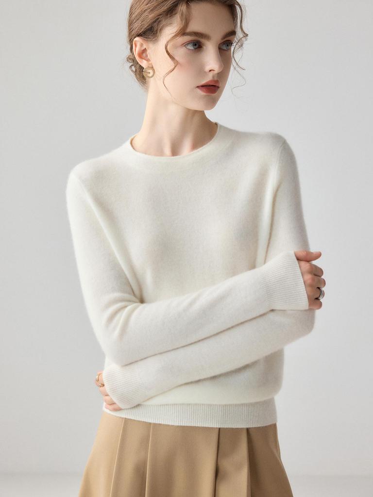 Luxuriously Soft 100% Cashmere Women's Sweater: Round Neck, Solid Color, Relaxed Fit, Perfect for Autumn and Winter.
