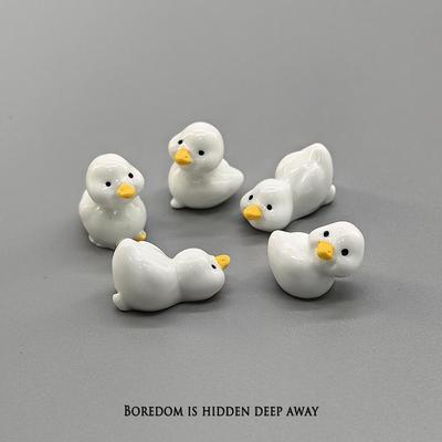 Überraschen Sie sie mit Little White Duck Mini-Figuren – Entzückende Schreibtischdekorationen für ein kreatives Geburtstagsgeschenk