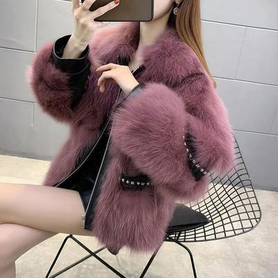Giacca Invernale Corta da Donna in Pelliccia Sintetica con Borchie Stile Coreano Manica a Pipistrello Cappotto alla Moda