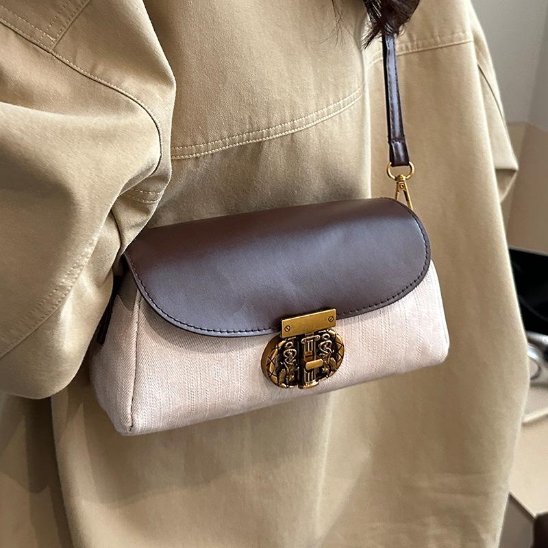 A Niche Fashion Bag, A Simple French Square Bag, and A High-end Crossbody Bag