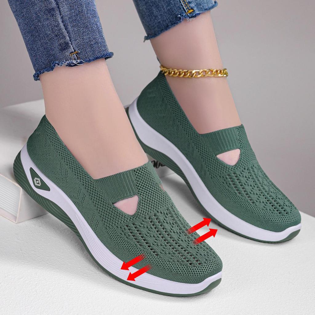 Women's Large-Size Breathable Mesh Shoes with Soft Soles for Comfort
