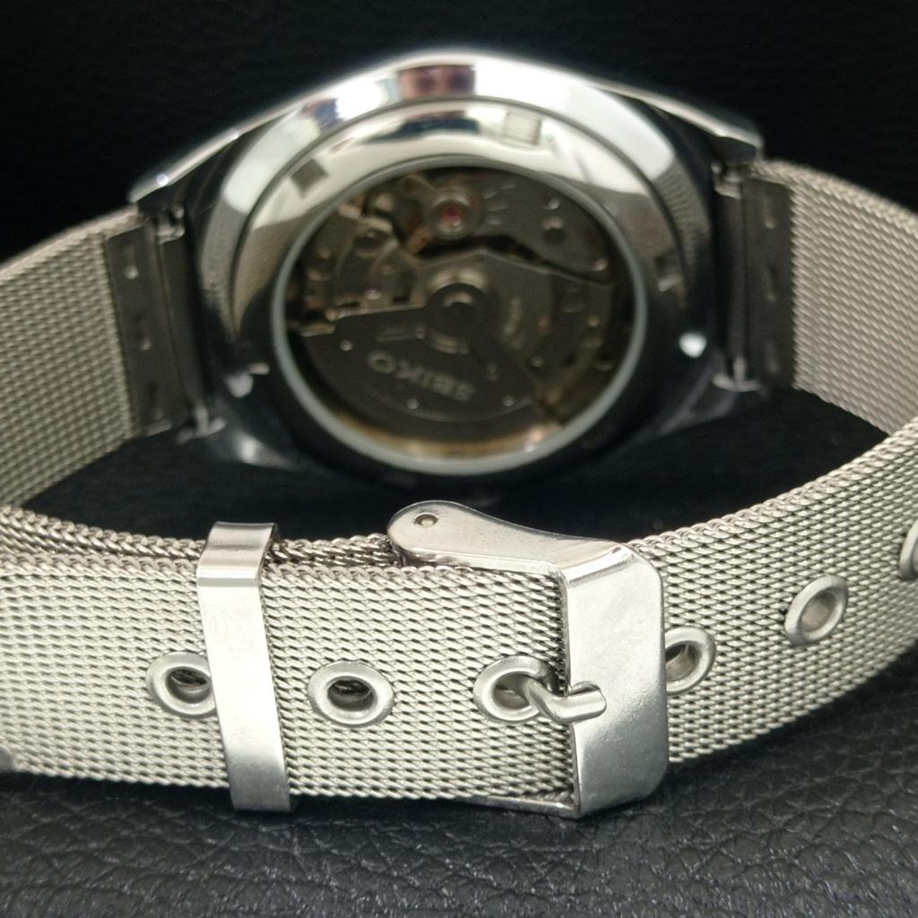 VINTAGE REFURBISHED SEIKO 5 AUTOMATIC JAPAN MENS ROMAN FIGURE WATCH a442661-1