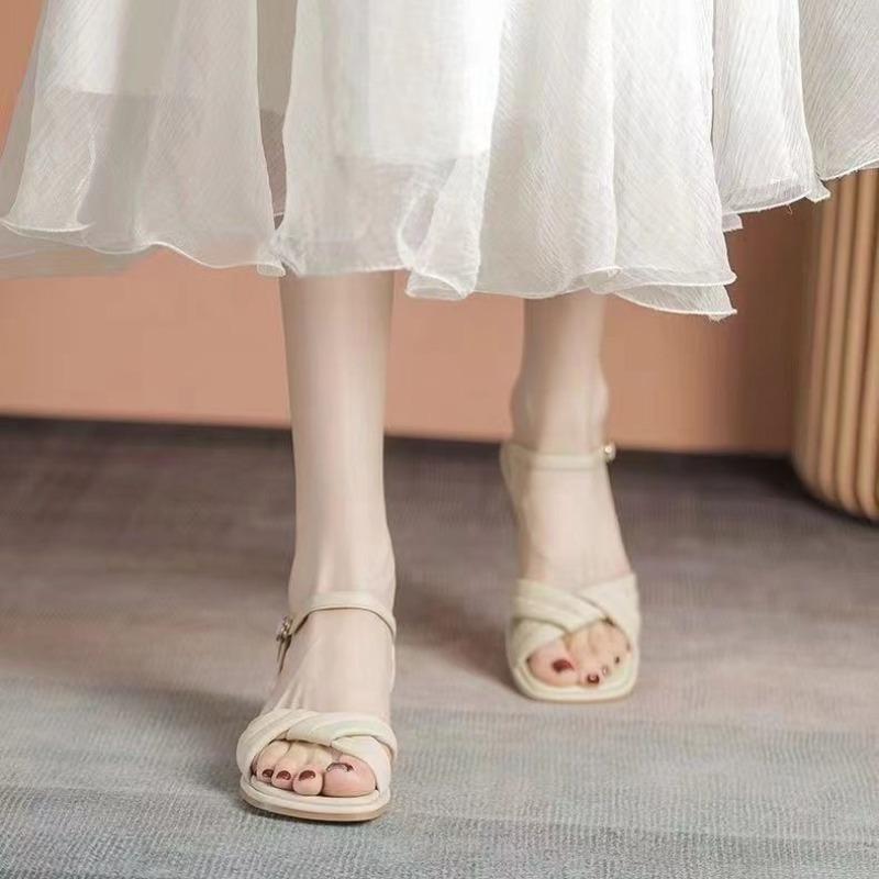 Fashion Sandals For Women Office Work One Word Open Toe Leather Square Heels On Offer And Premium Wholesale 2024 Luxury Sandal Pvc