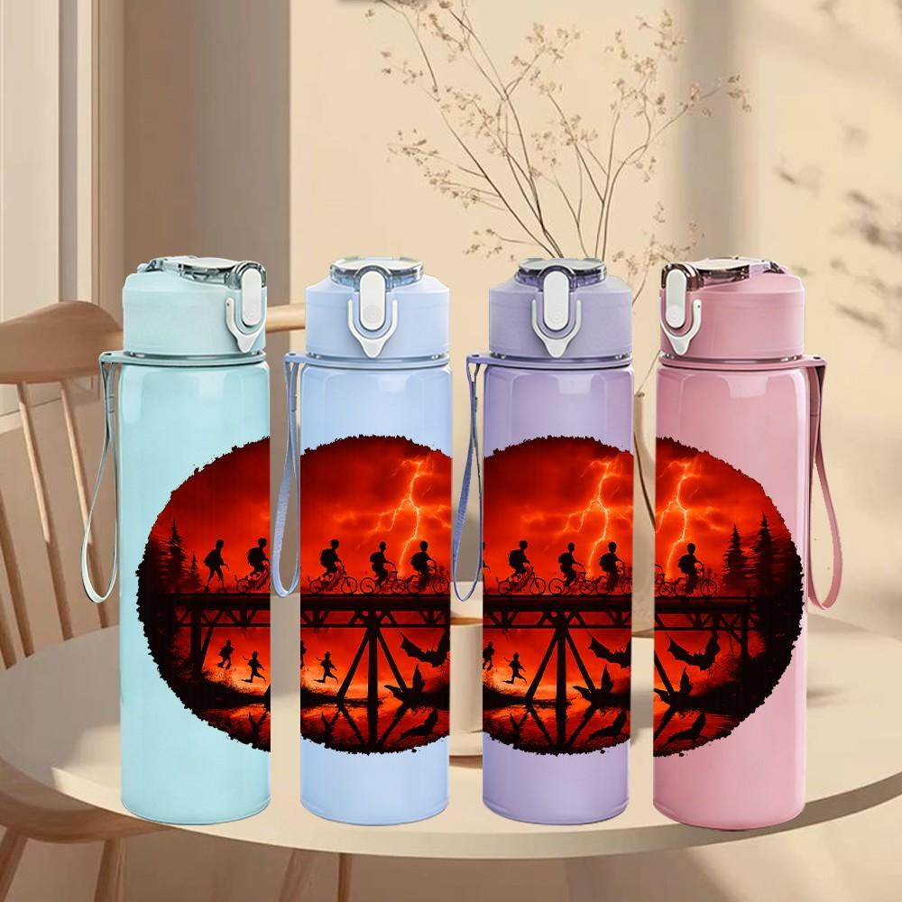 1PC Red Moon Landscape Art 750ml Color Plastic Sports Water Bottle Leakproof Flip Straw Lid Suitable for Sports Office Home Use