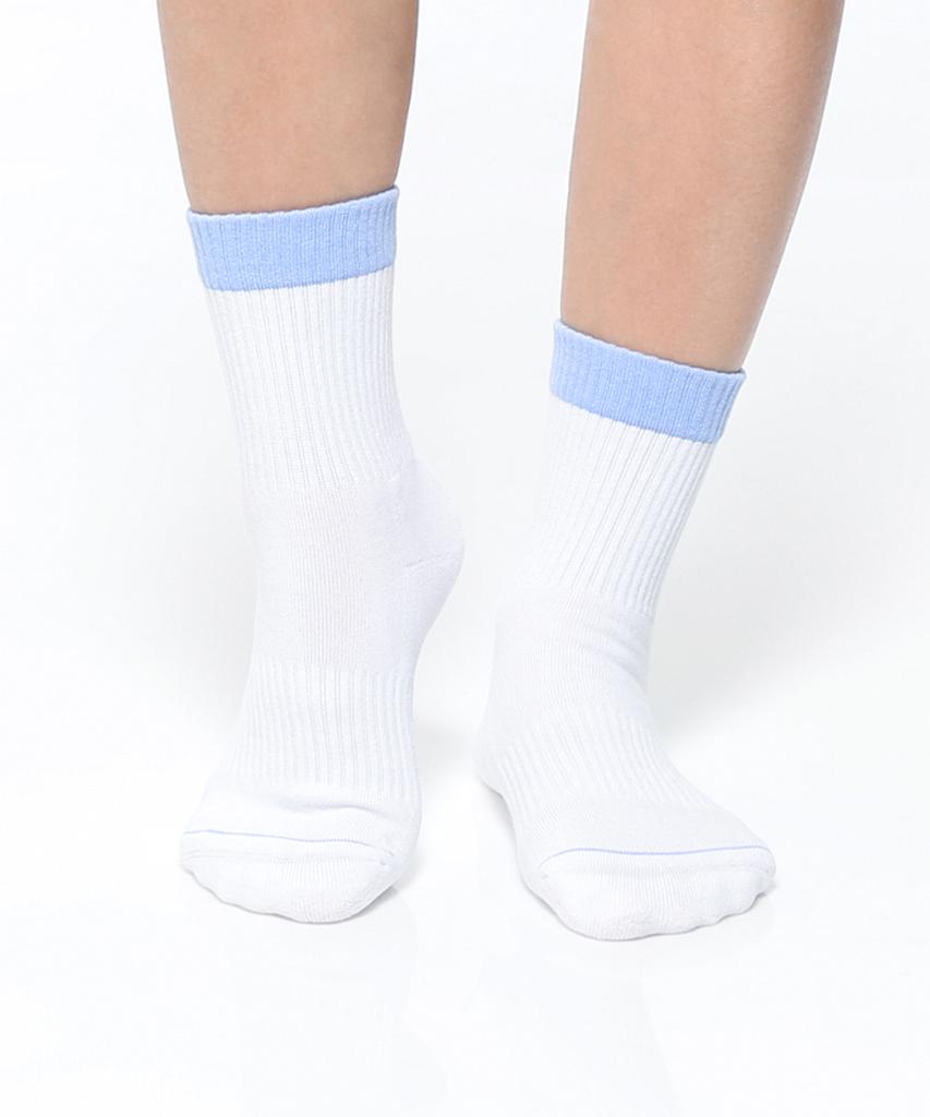 THUMBTOE Baby Blue Sports Cushion Crew Socks Seamless Socks