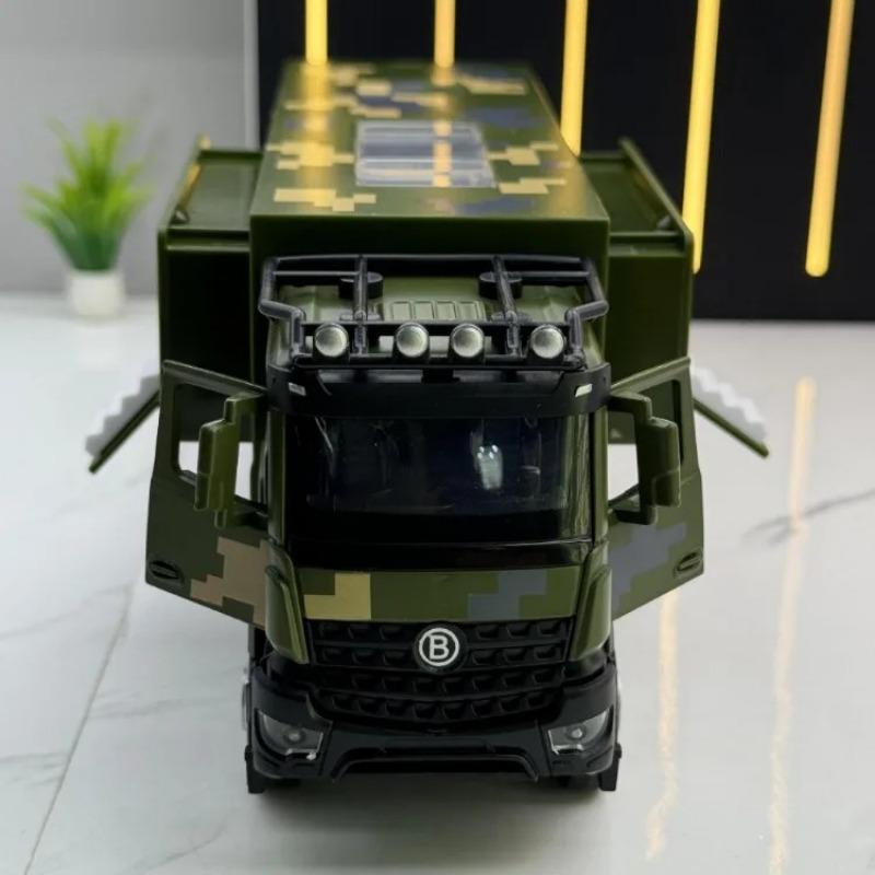 1/32 Injection Molding Military Multifunctional Vehicle Medical Sound and Light Mainan Pullback Car Boy Gift