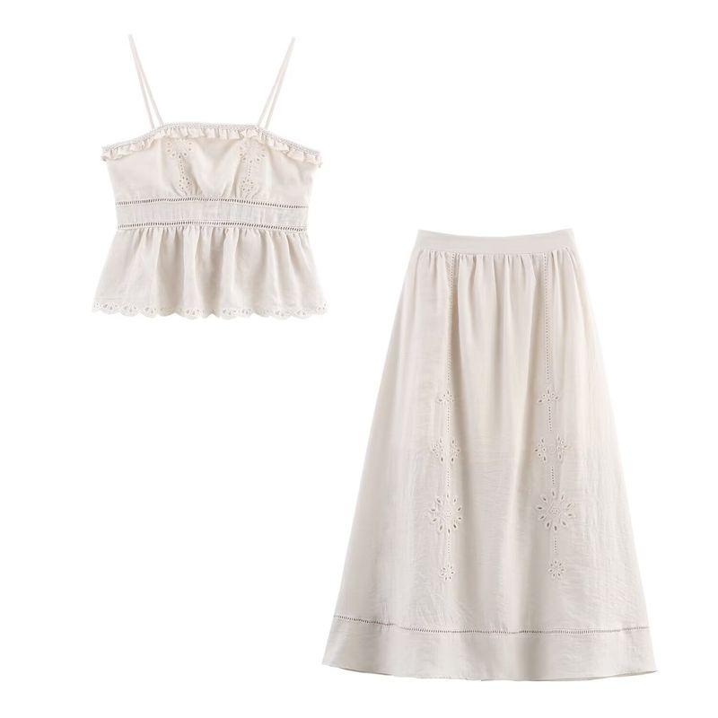 Kaslead New Women clothes Western Style Fashion Hollow Embroidered Top Skirt 8741080 8741081