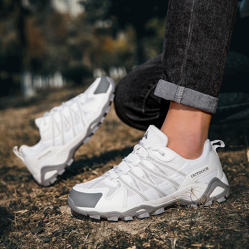 Outdoor Hiking Shoes Men's Spring and Summer New Breathable Outdoor Hiking Sports Shoes Non-slip and Wear-resistant Creek Shoes Men and Women