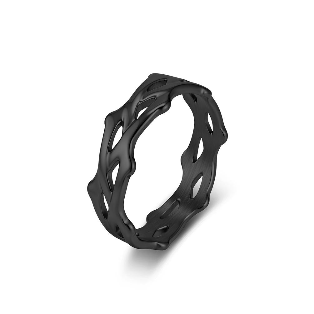 European Thorn Vine Titanium Steel Ring: Unisex, Personalized, Trendy, Non-fading, Handcrafted Wedding Jewelry for Men and Women.