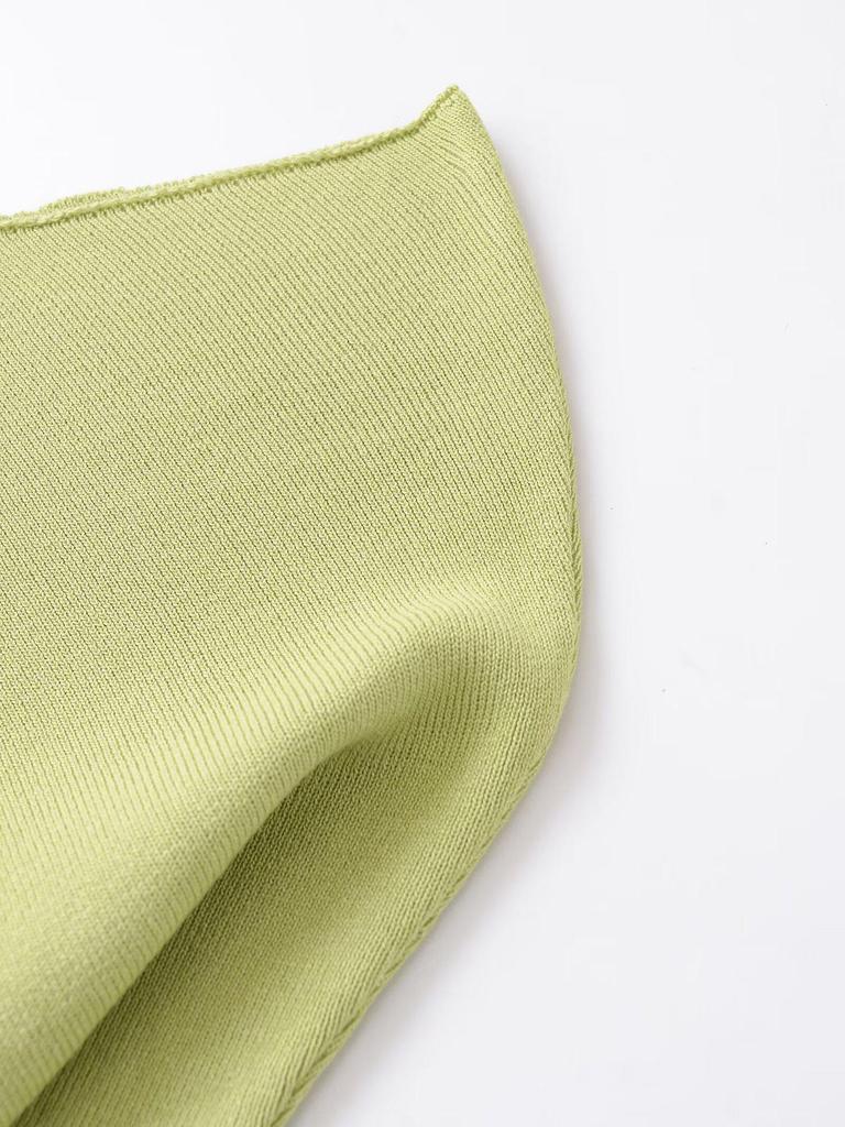 Spring 2026 Women's Fashion: European & American Style V-Neck Long Sleeve Knitwear, Solid Color, Simple Design.