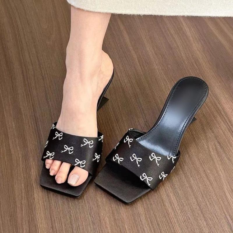 Fashion Summer New Wedge-heeled Sandals Women Fashion Square Head Open Toe Slip-on Anti-slip Wear-resistant Special-shaped Slippers