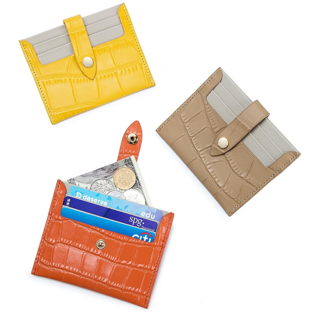 Portamonete ultrasottile, porta carte, nuovo portacarte piccolo alla moda con motivo coccodrillo a contrasto colore integrato da donna, piccolo, squisito e di alta gamma.