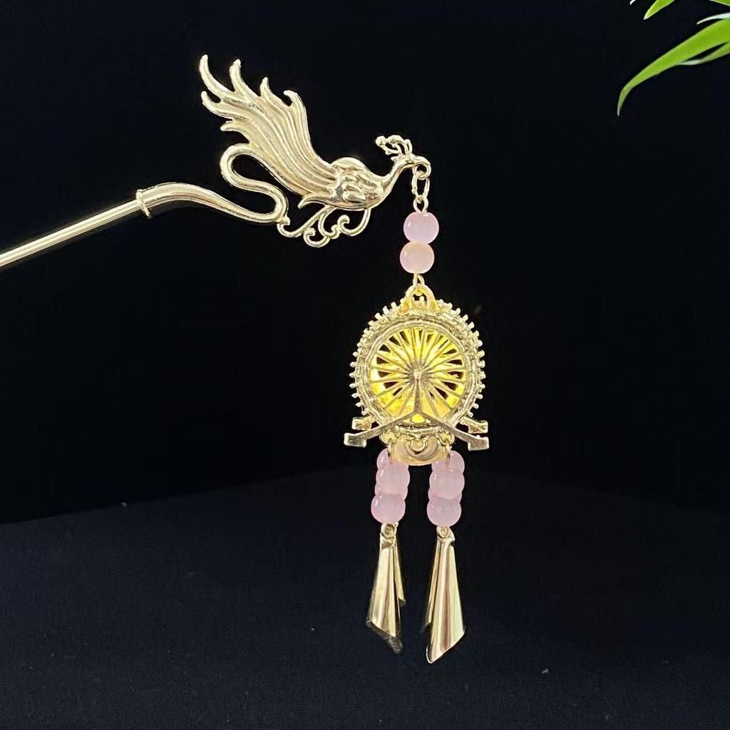 Ancient Style Luminous Hairpin: High-End Alloy Lantern Design for Hanfu Skirts