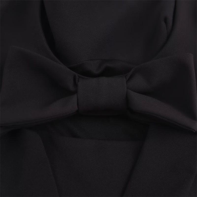 European & American Style Women's Square Neck Spaghetti Strap Top with Back Bowknot