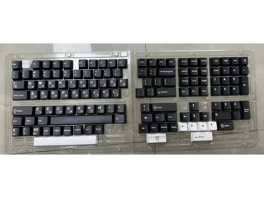 XVX "Minimalist Black" Keyboard Keycaps: Japanese, Korean, and Russian Engraved Opaque Black/White PBT.