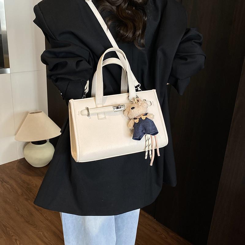 Solid Color Pu Medium Shoulder Bag For Ladies With Zipper Closure Daily Use Fashion Crossbody Purse