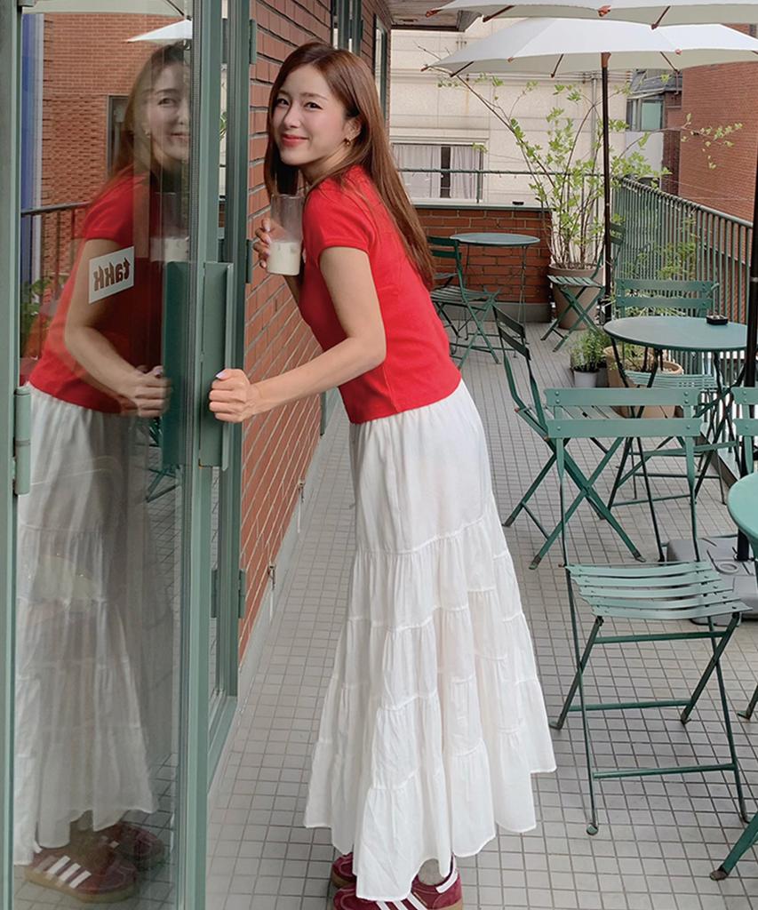LEEJEE Shirred Long Tiered Skirt (Off-White)