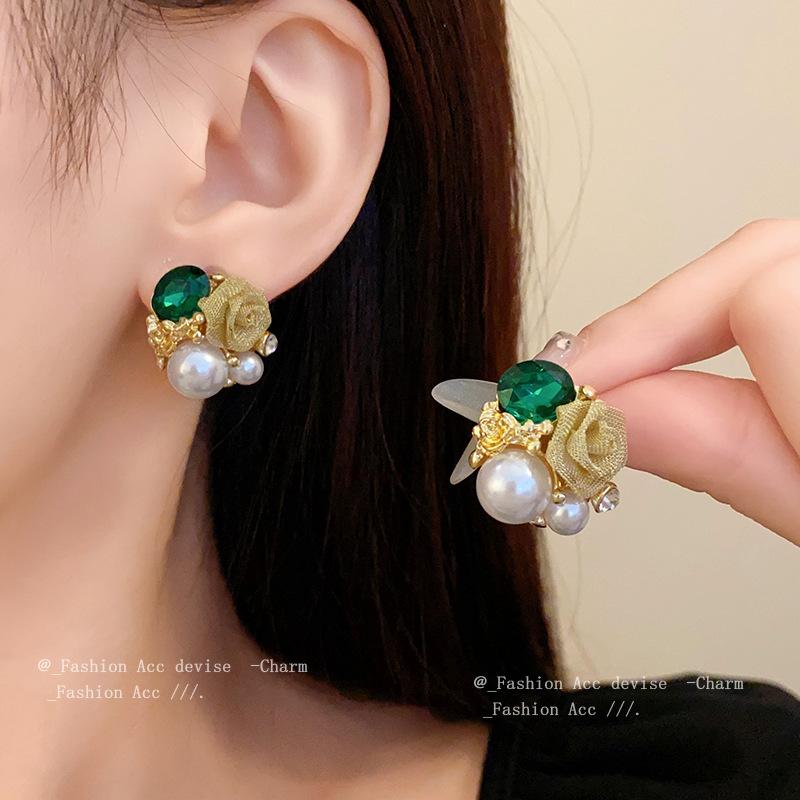 Silver Needle Diamond Artificial Pearl Flower Stud Earrings French Retro Unique Design Earrings Personalized Simple Temperament Earrings