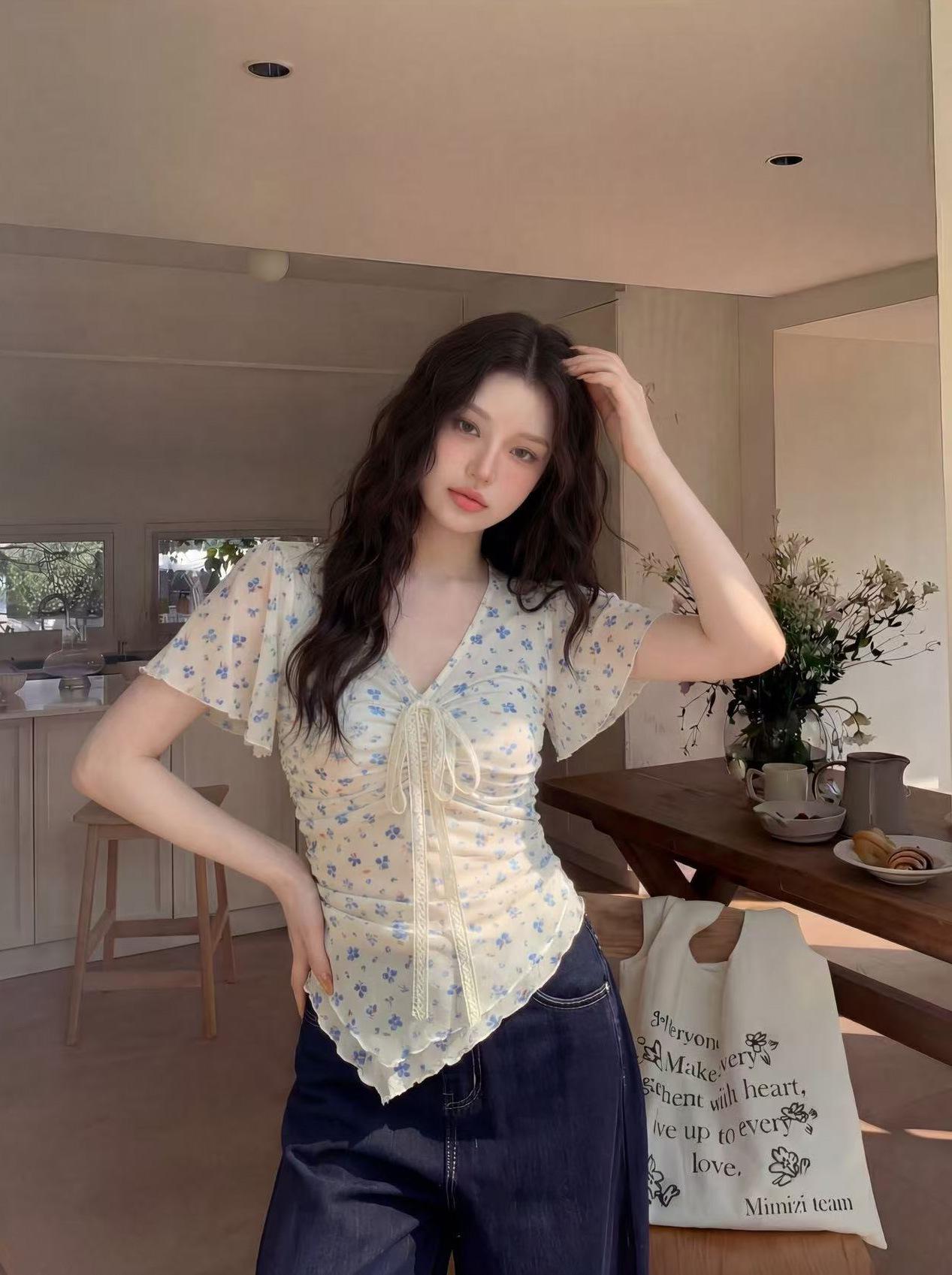 Plus Size Women s Floral Lace Tie-Up Short-Sleeve Irregular Hem Slimming Top XXXXL
