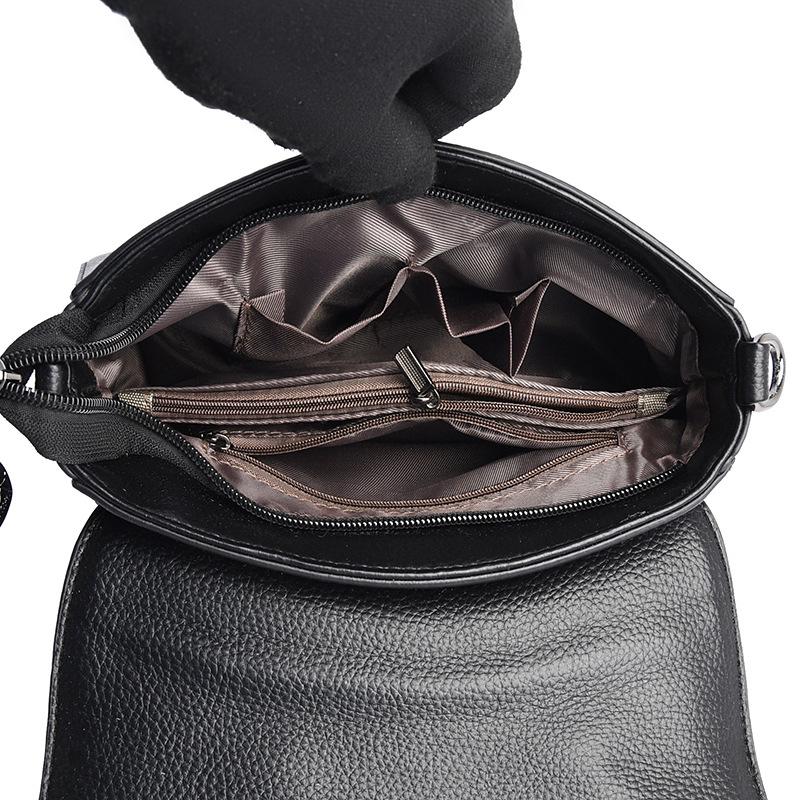 Small Square-shaped Handbag, Shoulder Bag with A Single Strap, Large Capacity, Fashionable Cross-body Bag, Mother's Bag