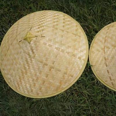 Koni Şapka Retro Bambu Rattan Balıkçı Şapkası El Yapımı Örgü Hasır Kova Şapka Yağmur Dansı Aksesuarları Koni Güneşlik Şapka Plastik Bambu Şapka