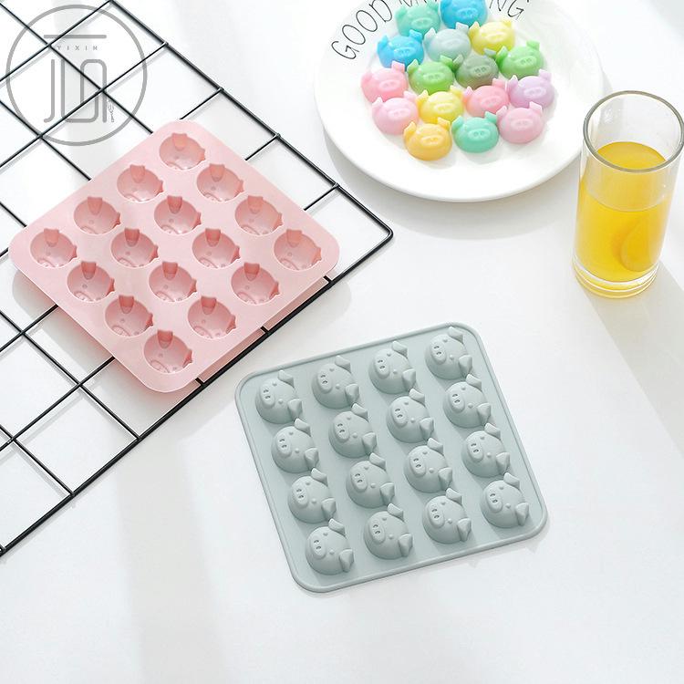 16 Even Cartoon Expression Pig Head Silicone Chocolate Mold Ice Mold Mold Aroma Plaster Mold DIY