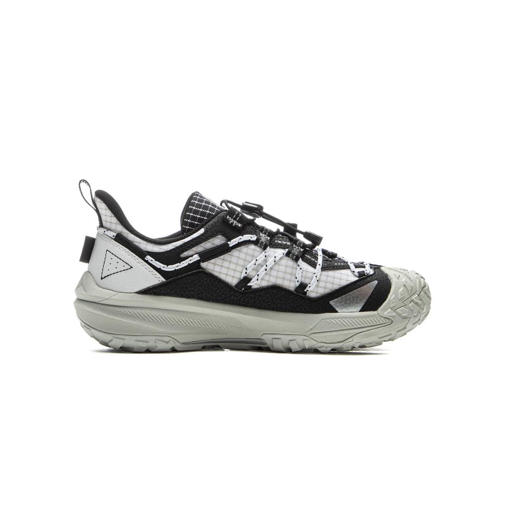 Li Ning Kids Yan Luan 1.0 Synthetic Leather Fabric Comfortable Shock Absorption Support Low Top Outdoor Shoes Kids Shoes Black White YKEV002-5