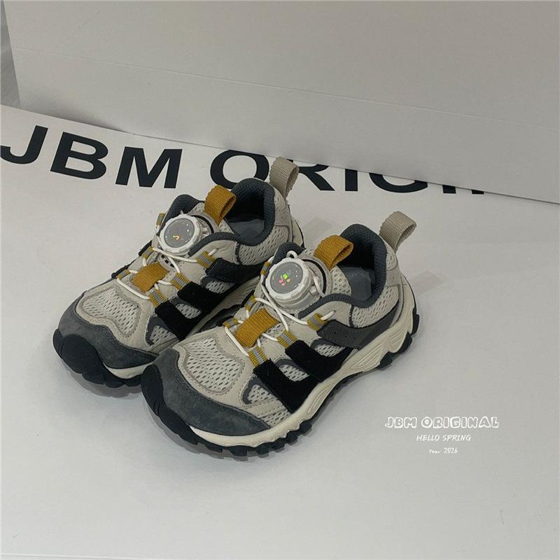 

Summer Breathable Mesh Kids Sports Shoes Boys Outdoor Hiking Shoes Lightweight Casual with Twist Buckle 26 inner length is about 16.4cm серый