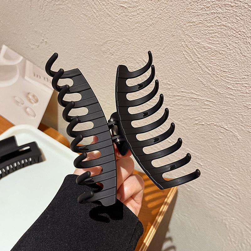 Black Series Big Hair Clip for Women Simplicity Ponytail Clip Women Shark Clip Girl Hair Clamp