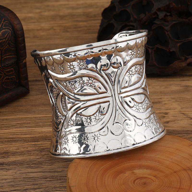 Wide Concave Bracelet Vintage Miao Silver Pattern Bohemian Bracelet Female Personality Exotic Bracelet Accessories