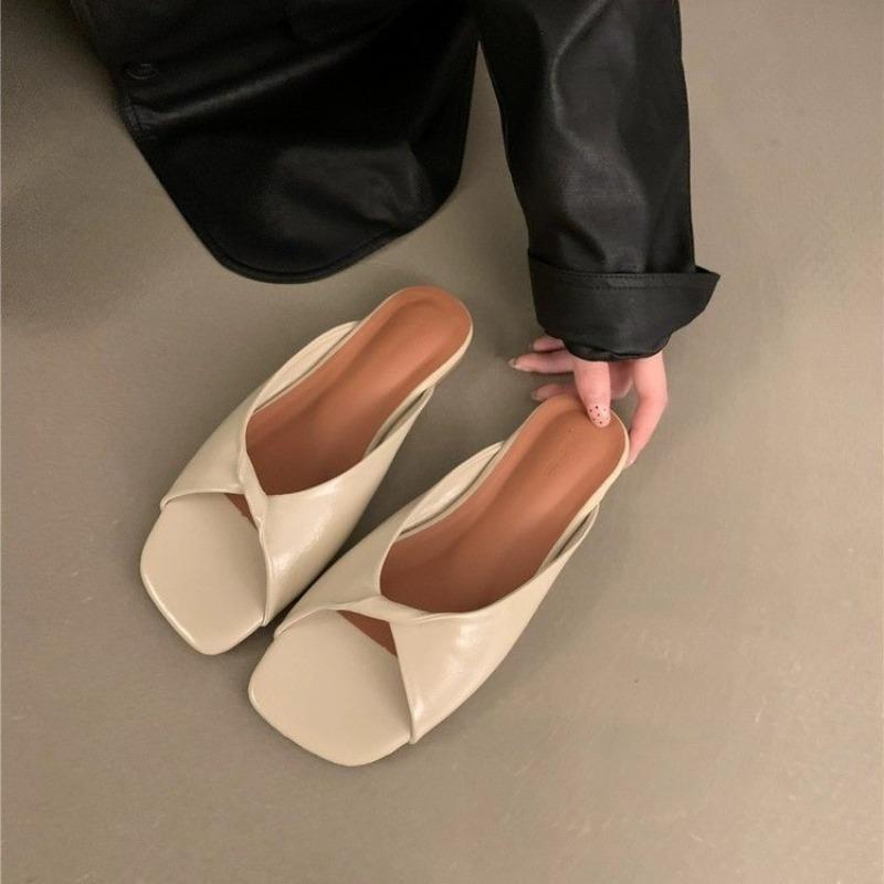 Flat bottom one-word cool slippers women s summer outer wear summer new seaside fashion beach open-toed square slippers 35