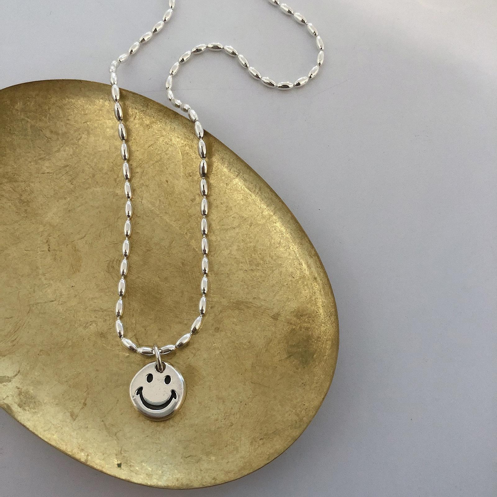 Sterling Silver Smiley Face Rice Grain Necklace for Women – New Style, Simple & Versatile Clavicle Chain 925 Sterling Silver