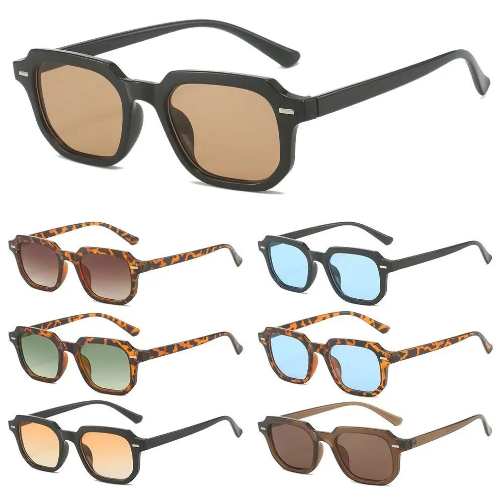 New Small Frame Square Sunglasses Women Fashion Rectangle Sun Glasses Brand Designer Vintage Eyeglasses Men UV400 Shades