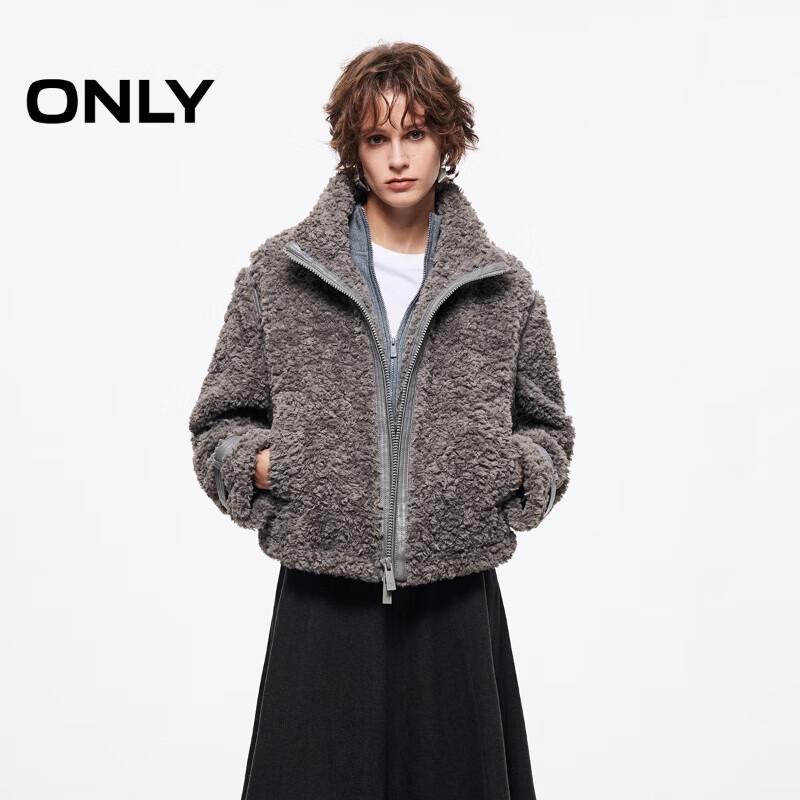 

ТІЛЬКИ Жіноча зимова куртка з плюшевою панеллю та коміром-стійкою 2025 S