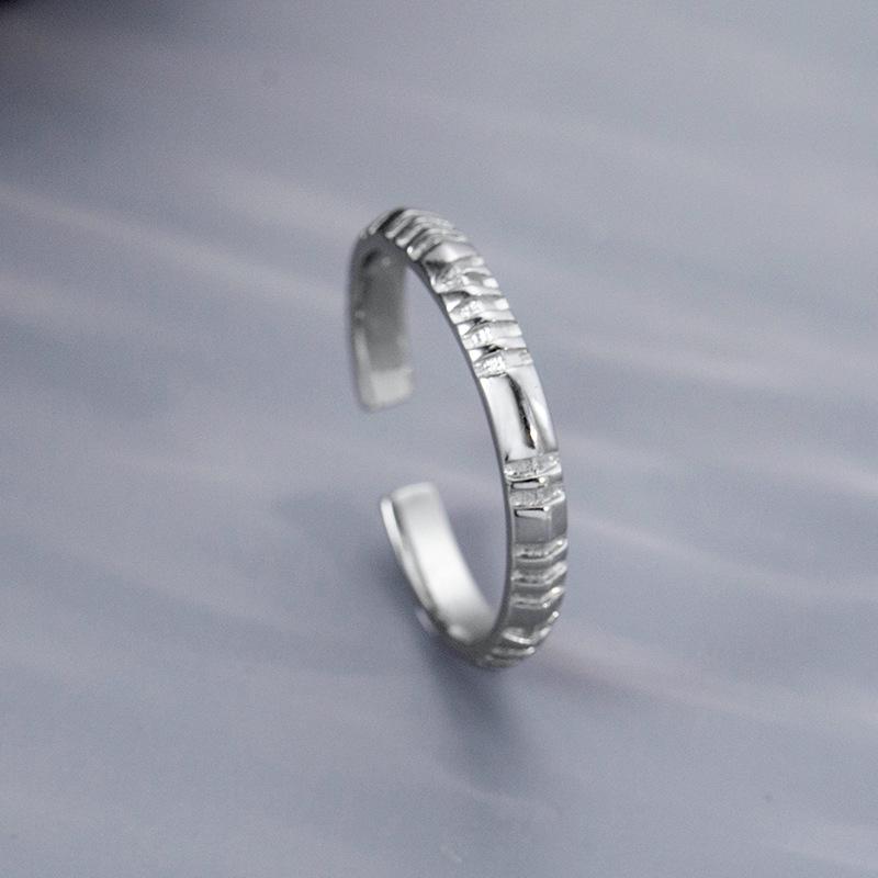 

Banyan Tree S925 Silver Roman Numeral Geometric Ring – Perfect Valentine s Day Gift for Her Adjustable