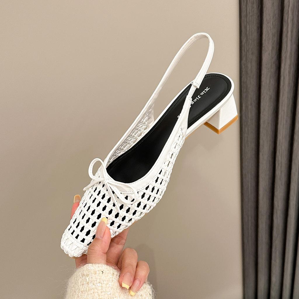 579-6 Woven French retro hollow thick heel women's shoes 2025 summer new pointed bow empty sandals