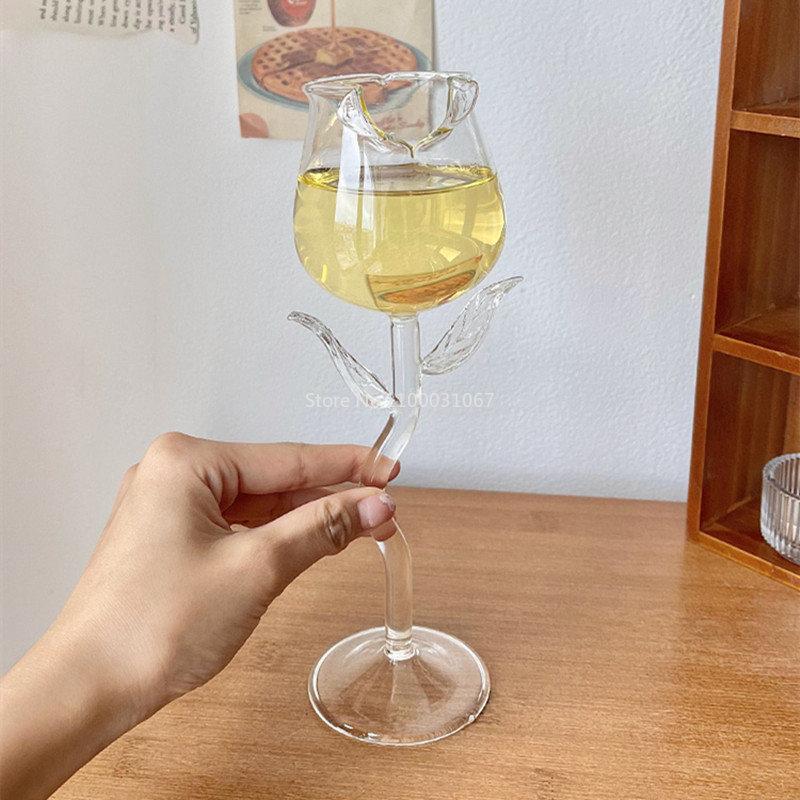 1/2PCS 150ml 5oz Clear Rose Shape Wine Glass with Clear Leaves Cocktail Glass Stemware Gift for Lovers Wedding Table Decor