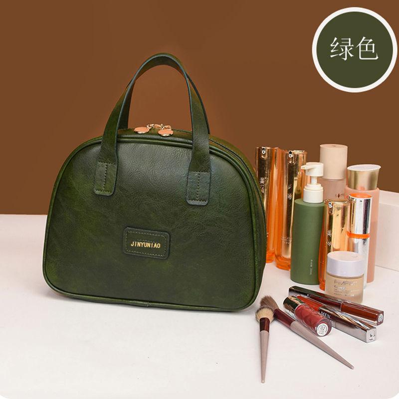 New oil wax leather retro women's bag, high-end portable cosmetics storage bag, large-capacity bag, travel toilet bag.