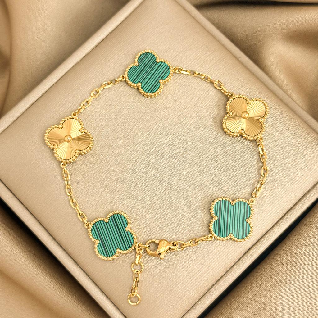 Titanium Steel 15mm Four-leaf Clover Laser-engraved Bracelet Vacuum Plated High Quality Non-fading Women's Bracelet