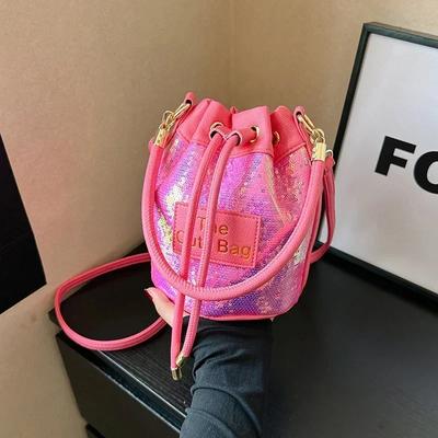 Dámská crossbody taška s flitry  neformální taška se stahovací šňůrkou  módní mladistvá párty taška  vysoká kvalita