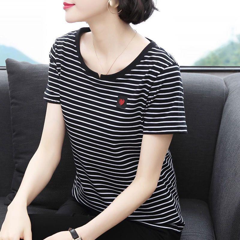 Women's Korean Striped Loose-Fit Summer Top - Casual and Versatile Short Sleeve T-Shirt for Middle-Aged Moms