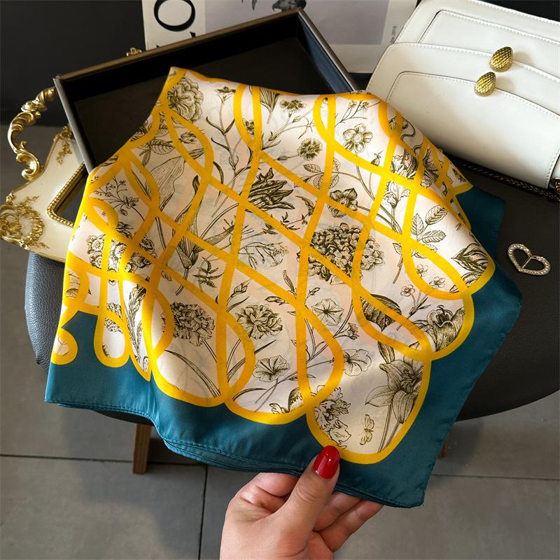 New 70*70cm Silk Satin Hair Scarf Women Handkerchief Printed Female Square Silk Scarf Bandana Small Neck Muffler Hijab Lady Girl