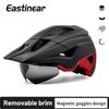 Kask rowerowy Eastinear Magnetyczne okulary przeciwsłoneczne zasilane energią słoneczną Akumulatorowe tylne światło LED Daszek przeciwsłoneczny Męski kask rowerowy MTB Off-Road