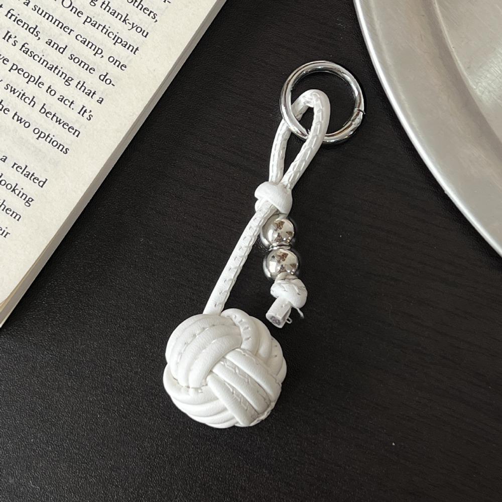 

Five-pointed Star Star Keychain Weave Balls Cherry Keyring Lovely Pu Leather Bag Pendant Bag Charm White Ball