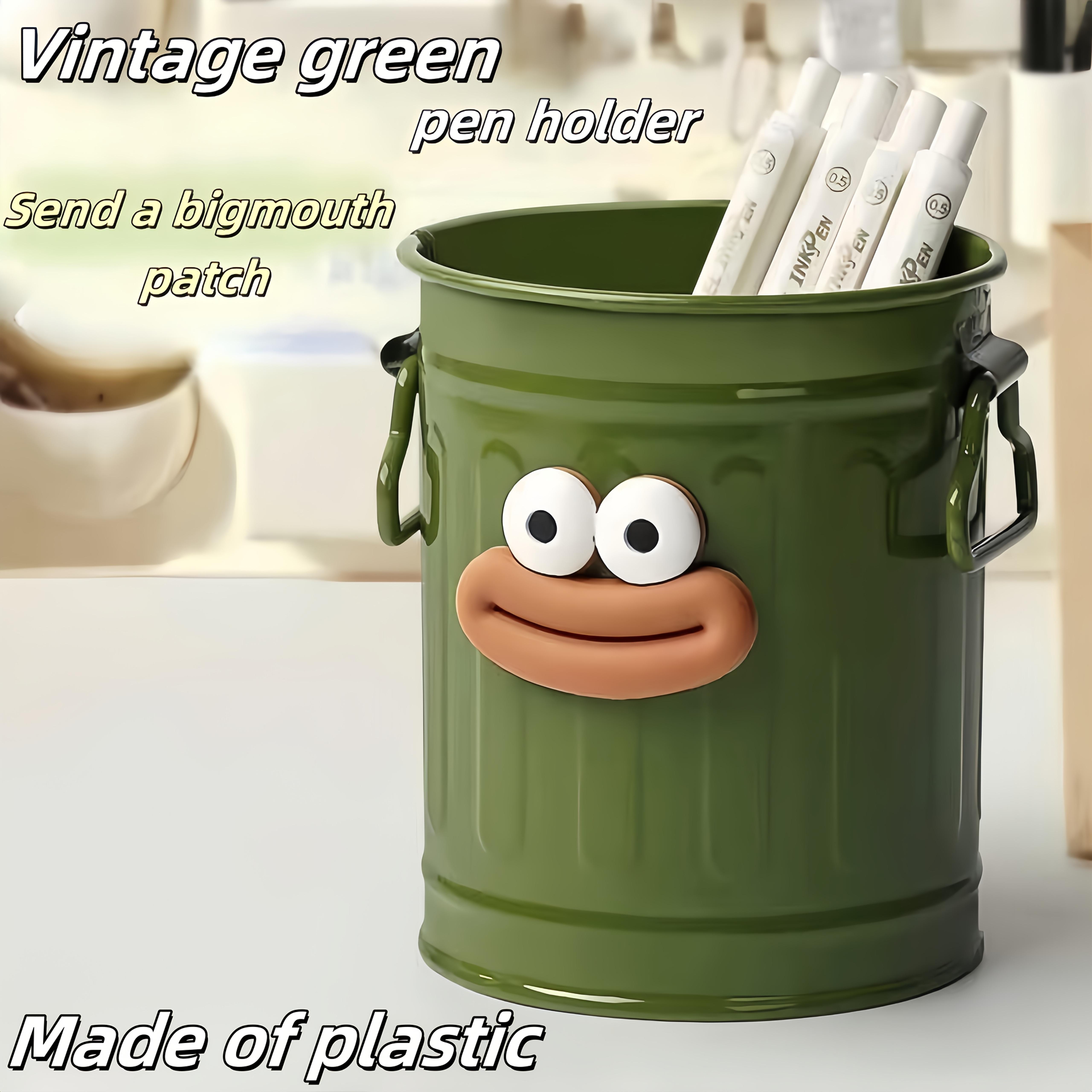 

Large Mouth Desk Organizer with Lid, Cute Red/White Pen Holder, Durable Plastic Storage for Office School Supplies, Student Gift зелений