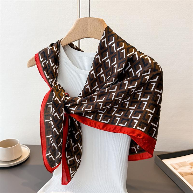 Classic Retro Presbyopia Satin Imitation Silk Printing Large Square Scarf Silk Scarf Shawl Headscarf Neck Protection Scarf