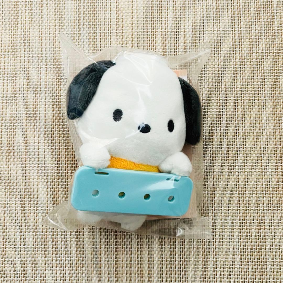 pochacco mascot holder