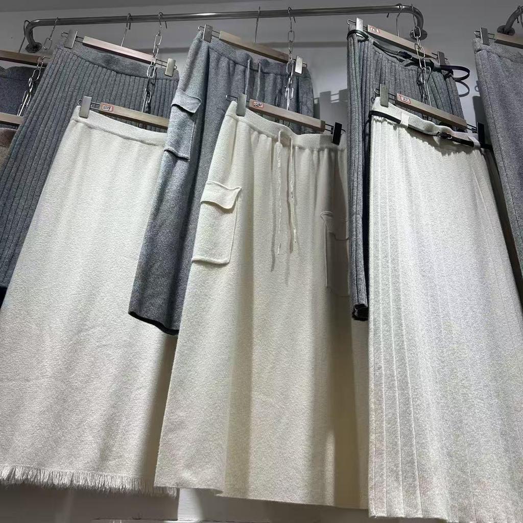 Women's High-Waisted A-Line Midi Skirt with Pockets - Versatile Casual Knit for Spring & Autumn