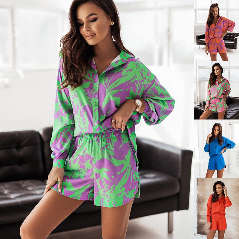 Women's Multi-color Vacation Style Casual Shirt and Shorts Set, 2022