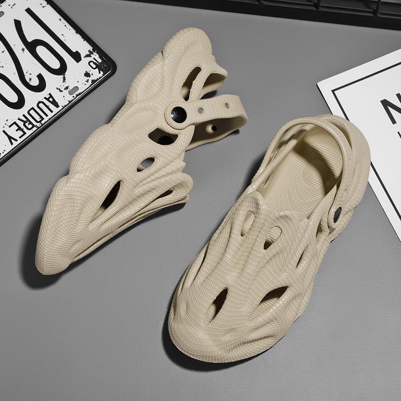 Men's and Women's Summer Outdoor Closed-Toe EVA Beach Sandals